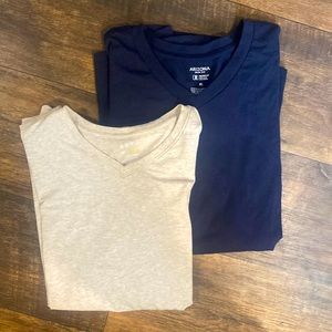 XL V-Neck pack